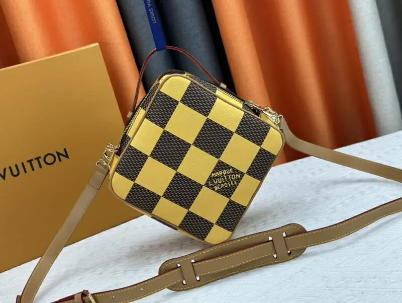 louis vuitton aaa qualite mini sac a main pour femme s_121112b3